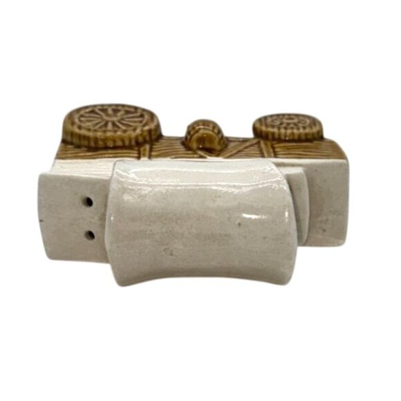 VTG COVERED WAGON PEPPER SHAKER REPLACEMENT CERAMIC TAN WHITE HAND PAINTED - Picture 6 of 6
